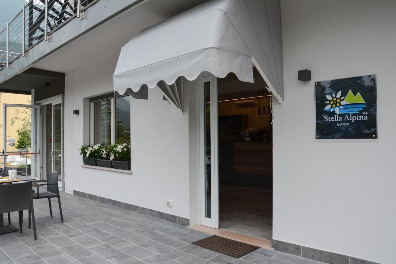 Hotel Stella Alpina Малчезине Екстериор снимка