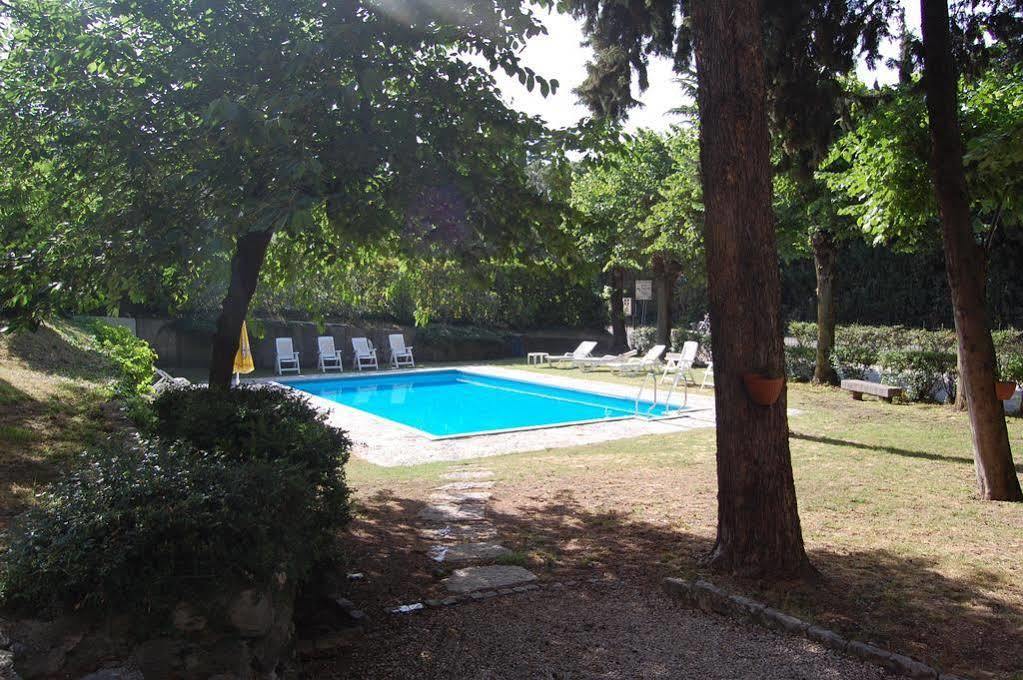 Hotel Stella Alpina Малчезине Екстериор снимка