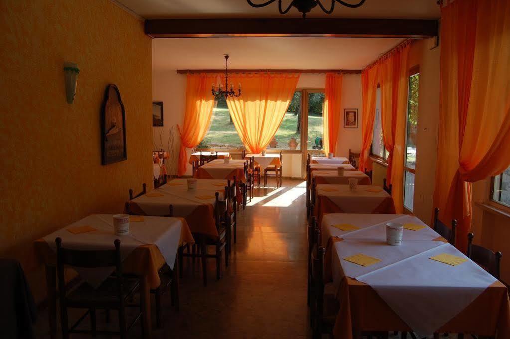 Hotel Stella Alpina Малчезине Екстериор снимка